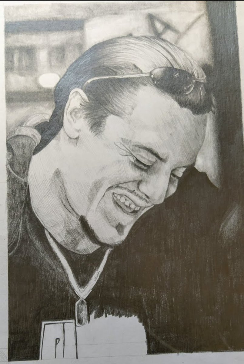 astm_f899_12's tweet photo. @bunglehumping I drew the second one in like 2020 as part of my school art project and they threw it out along with everything else I did 🥲 still mourning. https://t.co/IcXGFN4P7m
