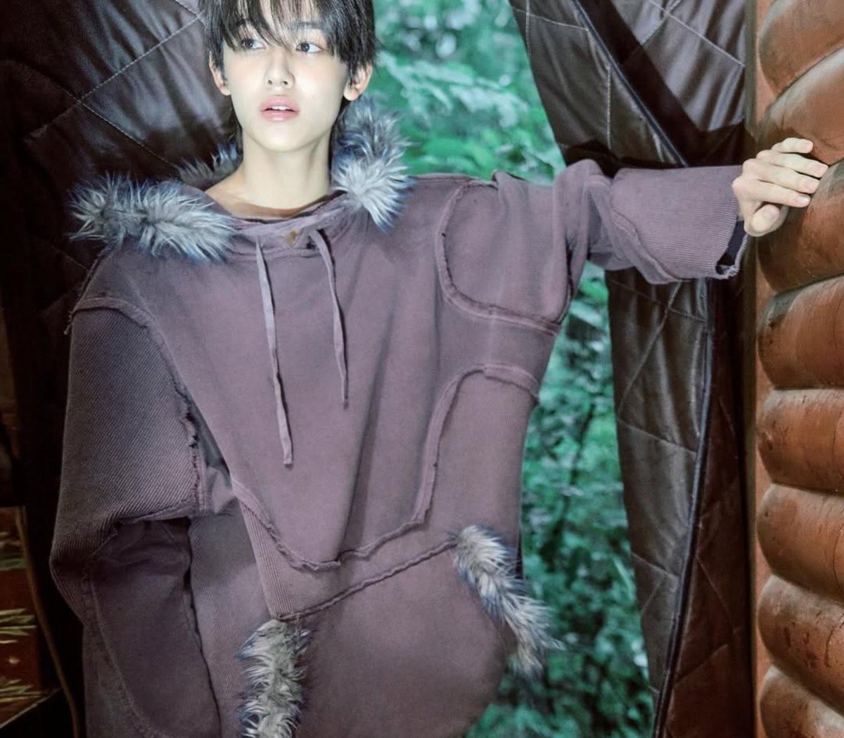 jjamimint's tweet photo. thinking about this girlhyeon look https://t.co/xfZCNQWB4V