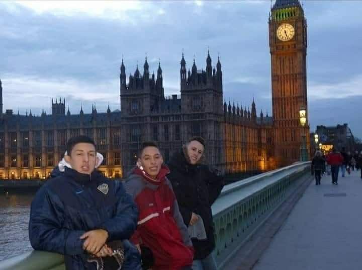 birraychori's tweet photo. Todavia me acuerdo de este viaje con los pibes, jaja los amo cornudos.
@disasteriology @bardocracia https://t.co/KVbV1lnr22