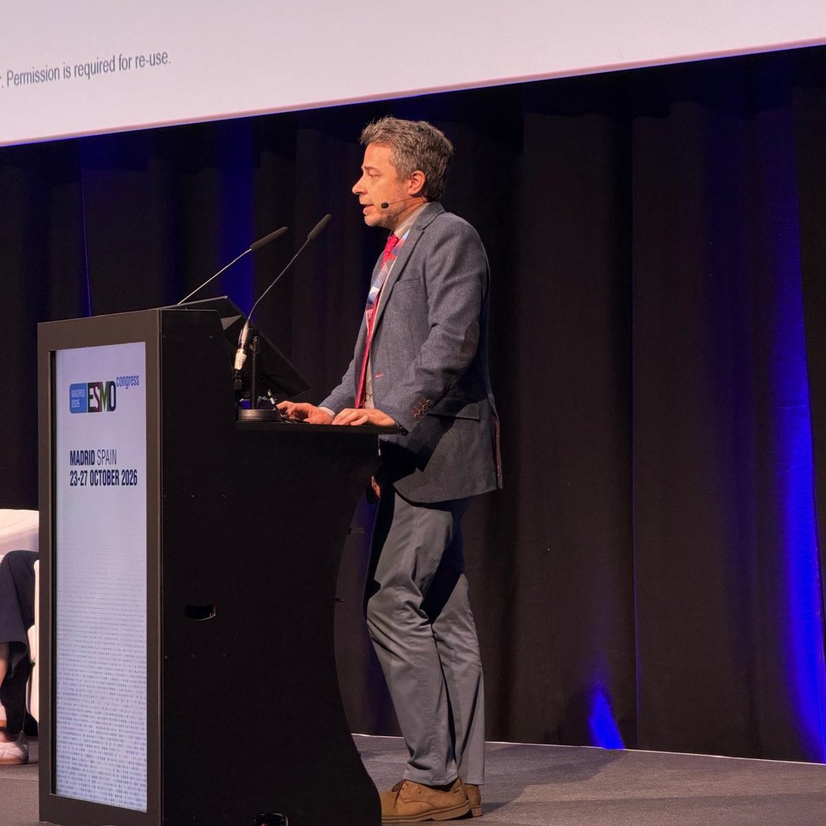 VHIO's tweet photo. More from #ESMO2026!

#VHIO researchers @DrCeSarcoma, @CristinaSaura3  and Claudia Valverde have been presenting their research at this year's congress in Madrid.

Great to see our teams sharing their work with the international oncology community! https://t.co/w2Xl9bSYfu