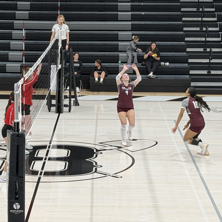 mhsdevildogs's tweet photo. Devil Dogs take game three 25-16. We lead the match 2-1. https://t.co/NJKUDpoqMB