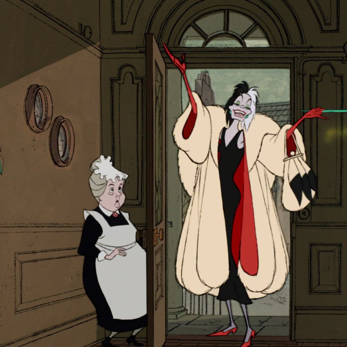 Rafael_Narbona's tweet photo. Si no quieres que Cayetana Alvárez de Toledo, un híbrido de Cruella de Vil y Maléfica, se convierta en ministra, vota el 29-N a una opción de izquierdas. Aún es posible evitar que España se convierta en una región de Mordor. https://t.co/7YP0BQQPCJ