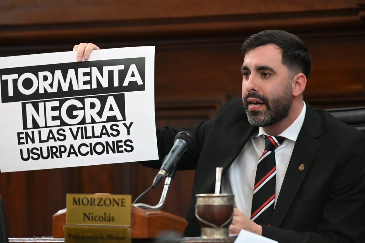 nicomorzone's tweet photo. TORMENTA NEGRA EN LA PLATA: 

Cómo lo hizo @jorgemacri exitosamente en la Ciudad de Buenos Aires, buscamos que en La Plata las villas y usurpaciones dejen de ser el refugio de los delincuentes y fisuras por ordenanza. 

La ley y el orden no son negociables en La Plata para nosotros. Se terminó la impunidad.