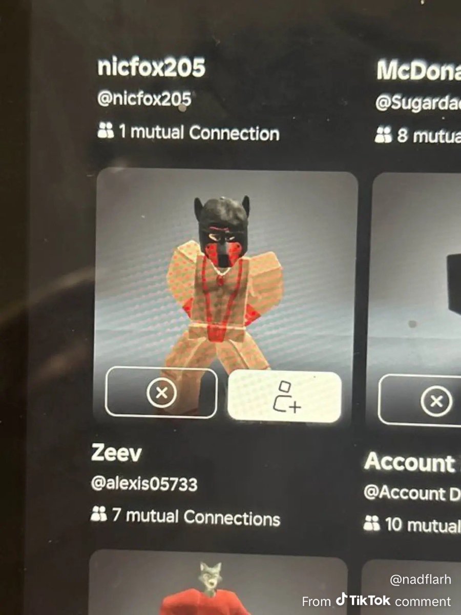 NORDAWN84's tweet photo. Saw someone posted this on tiktok and one of the replies is like "OMG TRADE I-" with their porn sticker like omfg yall cant be more annoying https://t.co/0NPaM6lzfg