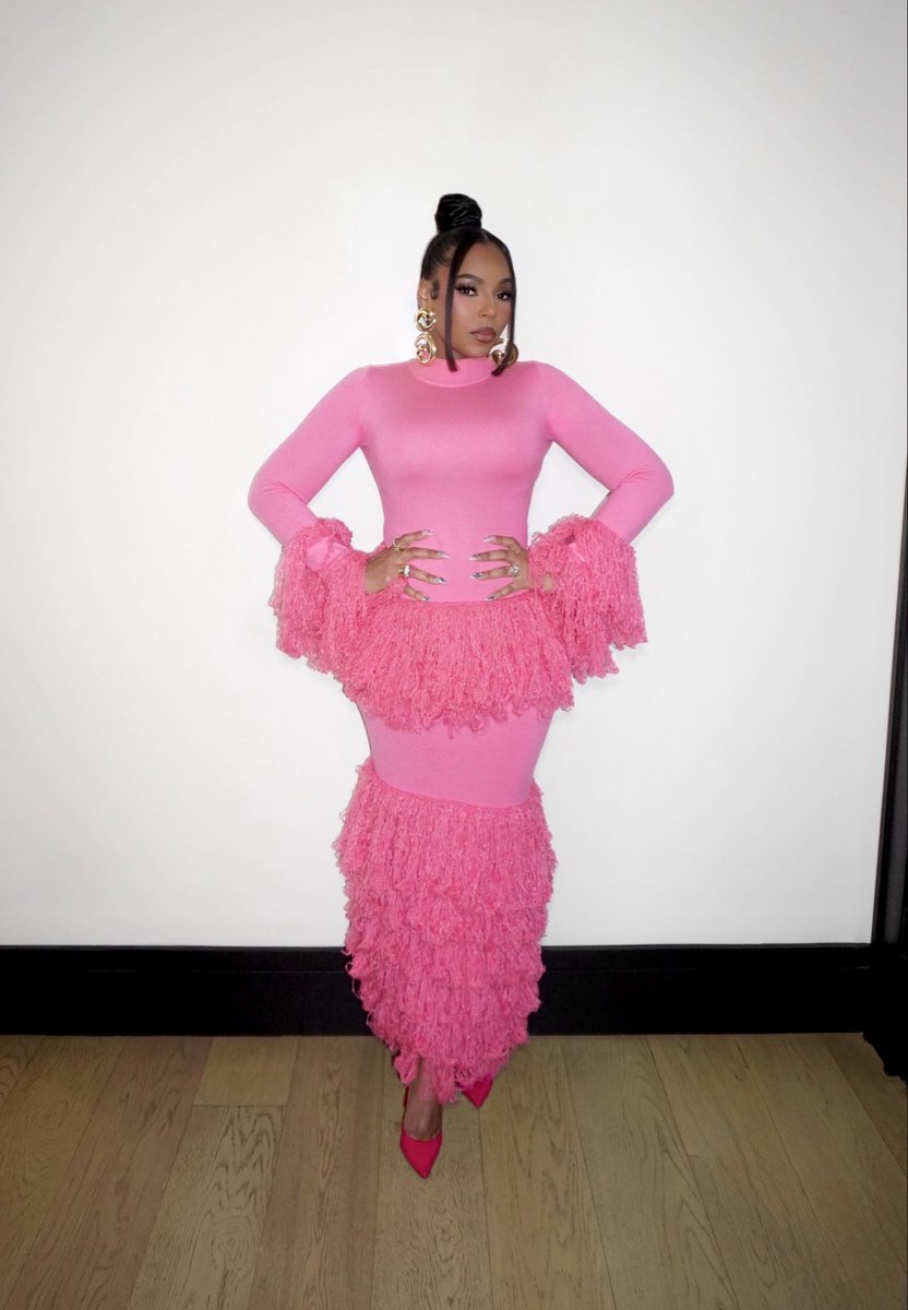 styledbytimb's tweet photo. Ashanti #StyledByTimB https://t.co/sYCqnearYj