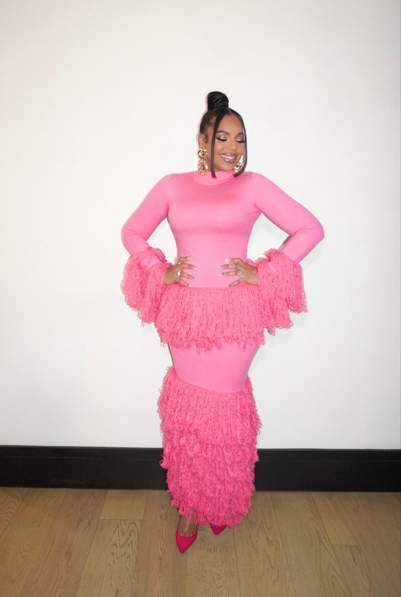 styledbytimb's tweet photo. Ashanti #StyledByTimB https://t.co/sYCqnearYj