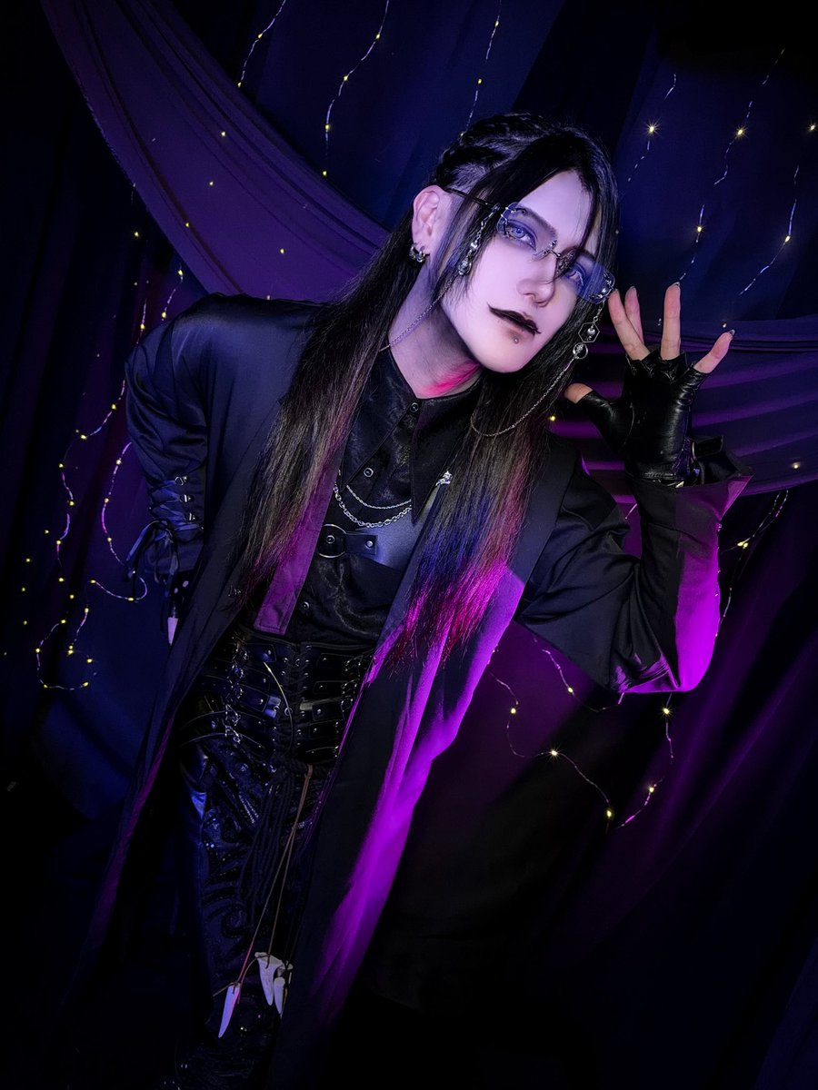 Kou_DAMNED's tweet photo. MASKED Halloween THX.🎃🦇🕸 https://t.co/9g1O62CW5m
