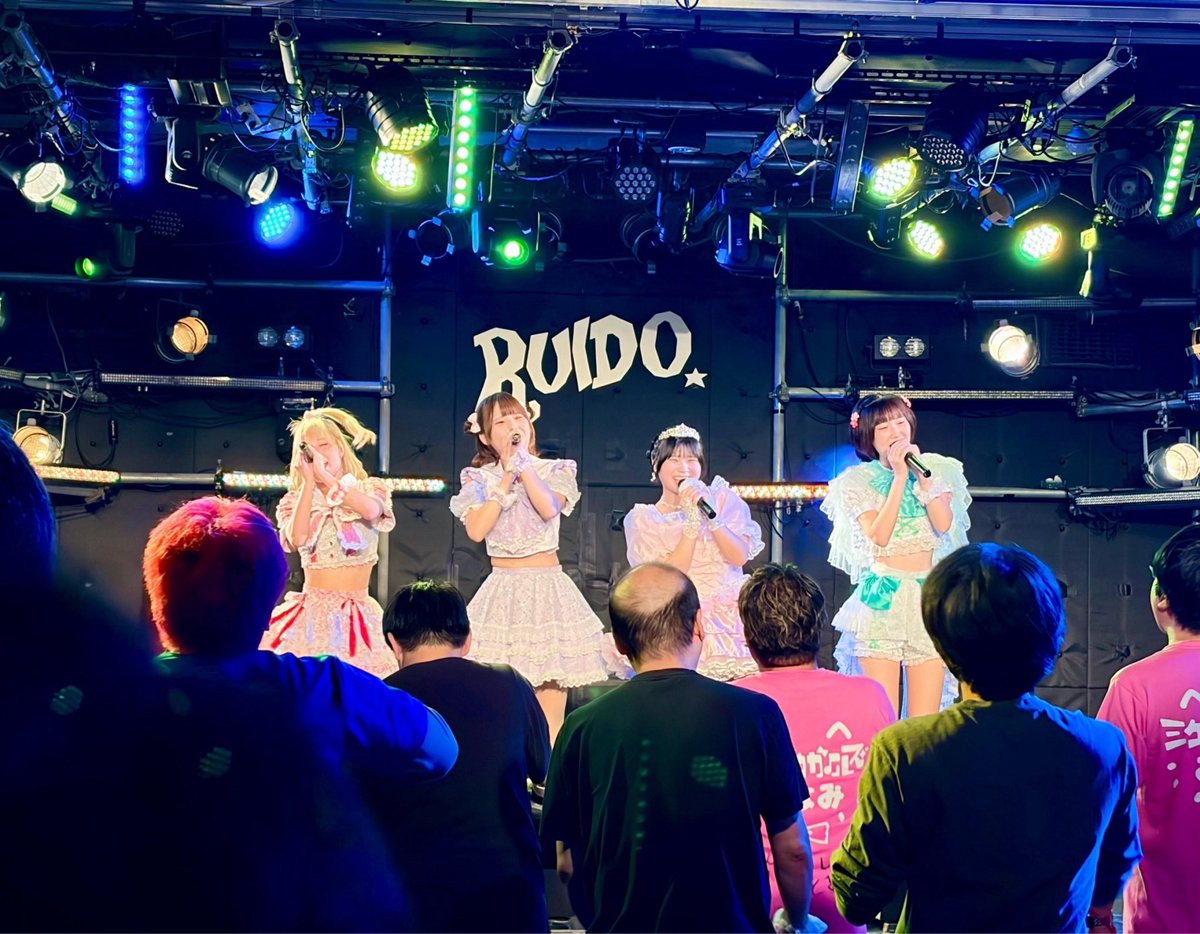 Unity_Licca's tweet photo. みなみさん💕の生誕&amp;卒業公演🎂💐
行ってきました🩵ྀི
いつもニコニコ笑顔のみなみさんが
お手紙読んでる時、りっかも泣いちゃった（ ᵒ̴̶̷̤ ᵒ̴̶̷̤ )
最後まで歌もダンスも上手くて
みなみさん、ミケネコガールズさんってやっぱかっこいい🫶🥹🩷
#みなぴょん　#ドレス凄い👗
#ミケネコガールズ https://t.co/CAfladSUhr