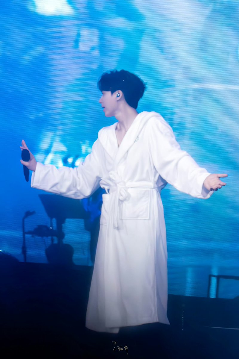 FavorLee_54's tweet photo. ❤️#LiYifeng #李易峰 #LYFENG #lyf #이역봉 #りいふう #หลี่อี้เฟิง #リー・イーフォン #LýDịchPhong #loveyouforever https://t.co/M5Luhg0pgG