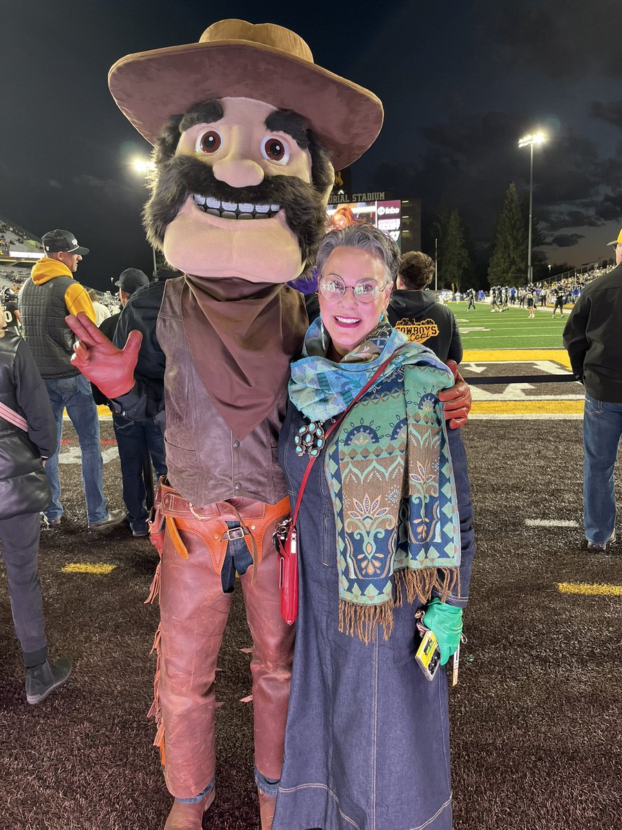 RepHageman's tweet photo. It was a beautiful weekend to cheer on our Cowboys at my alma mater! 🏈 https://t.co/KZhBVQ05yY