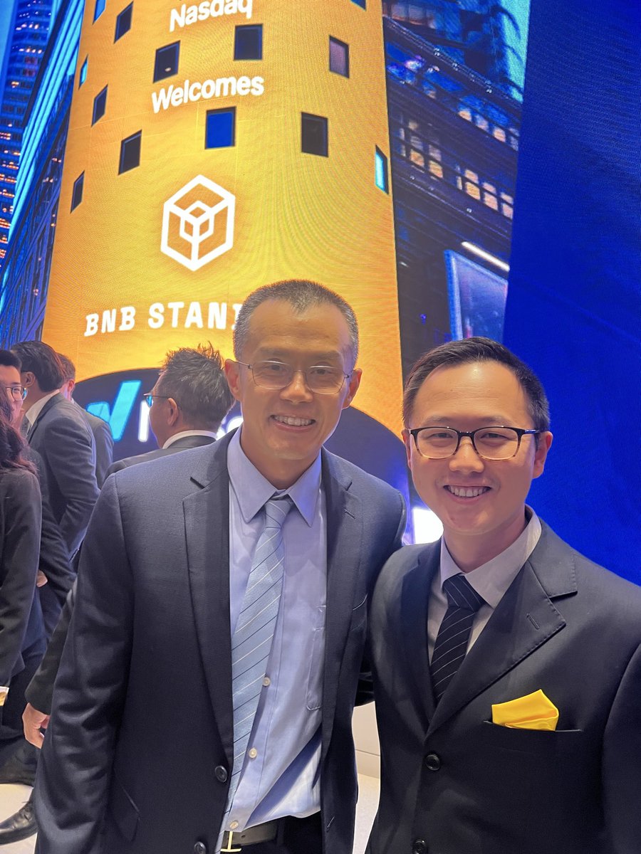 WangFinance's tweet photo. Excited to witness this remarkable moment and meet @cz_binance at the opening bell.

Bullish on BNB @BNBStandard 🚀🚀🚀

Glad to be part of the ecosystem. Big thanks to @ellazhang516 @nina_rong @cydeologie  and everyone behind it. https://t.co/sNAjPVcixK