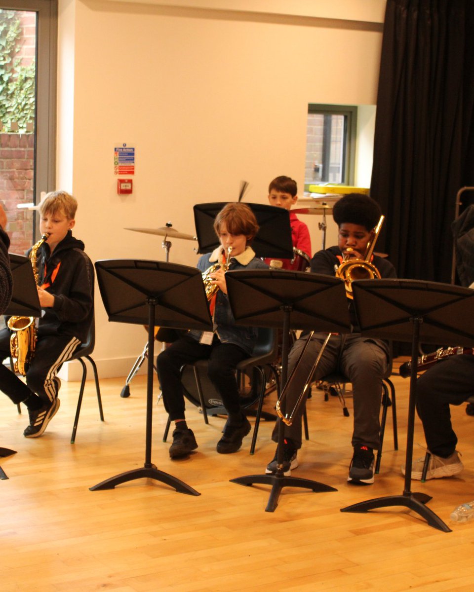 KentMusic's tweet photo. It's half-term! 🙌 

We've got a packed few days of music-making ahead, including:
🎷 Half Term Wind Band
🎻 Half Term Strings
🎤 Junior Come &amp; Sing
🎶 Orchestra ONE

Stay tuned to see what they get up to... 👀 

#HalfTerm #MusicMaking #KentMusic https://t.co/GrMiz4FPi9