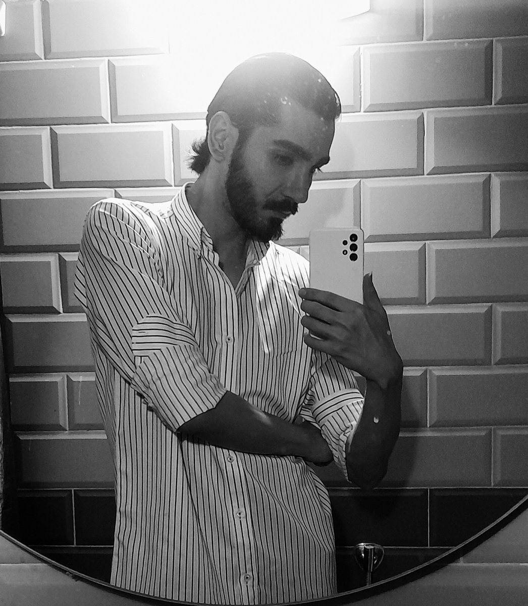 Ds97tate's tweet photo. تی.تی نسخه "های کپی" 🌙 https://t.co/DwkHxePRXy