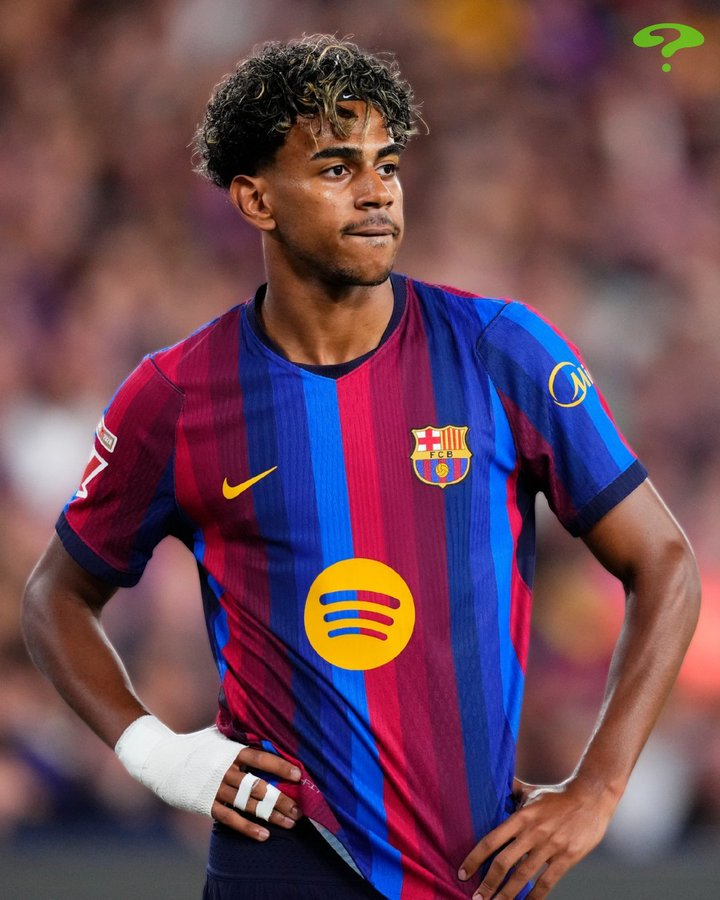 WhoScored's tweet photo. The highest-rated players across all competitions between August to July (30+ apps): 

🇦🇷 Lionel Messi - 8.73
🇪🇸 Lamine Yamal - 8.09
🏴󠁧󠁢󠁥󠁮󠁧󠁿 Harry Kane - 8.01
🇫🇷 Kylian Mbappé - 7.93
🇫🇷 Michael Olise - 7.83 https://t.co/3PXioW7T0X