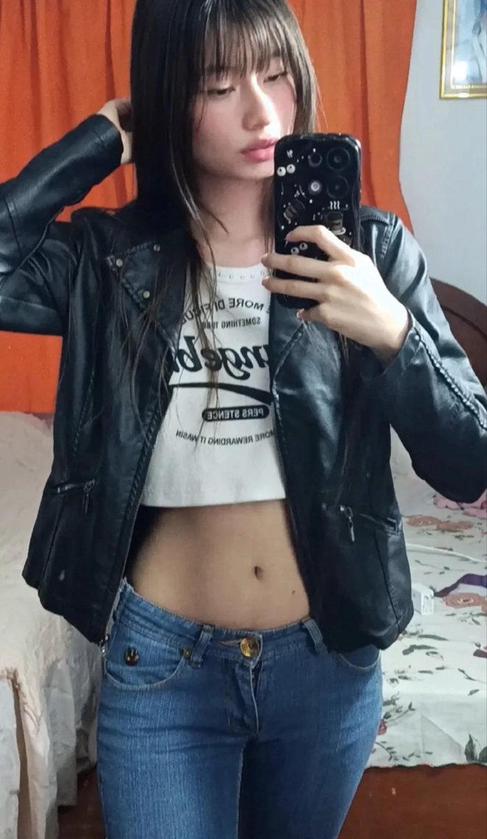 Sarav3yf's tweet photo. Buenos días, hoy no
Me puse calzones https://t.co/J9JSEfJCEM