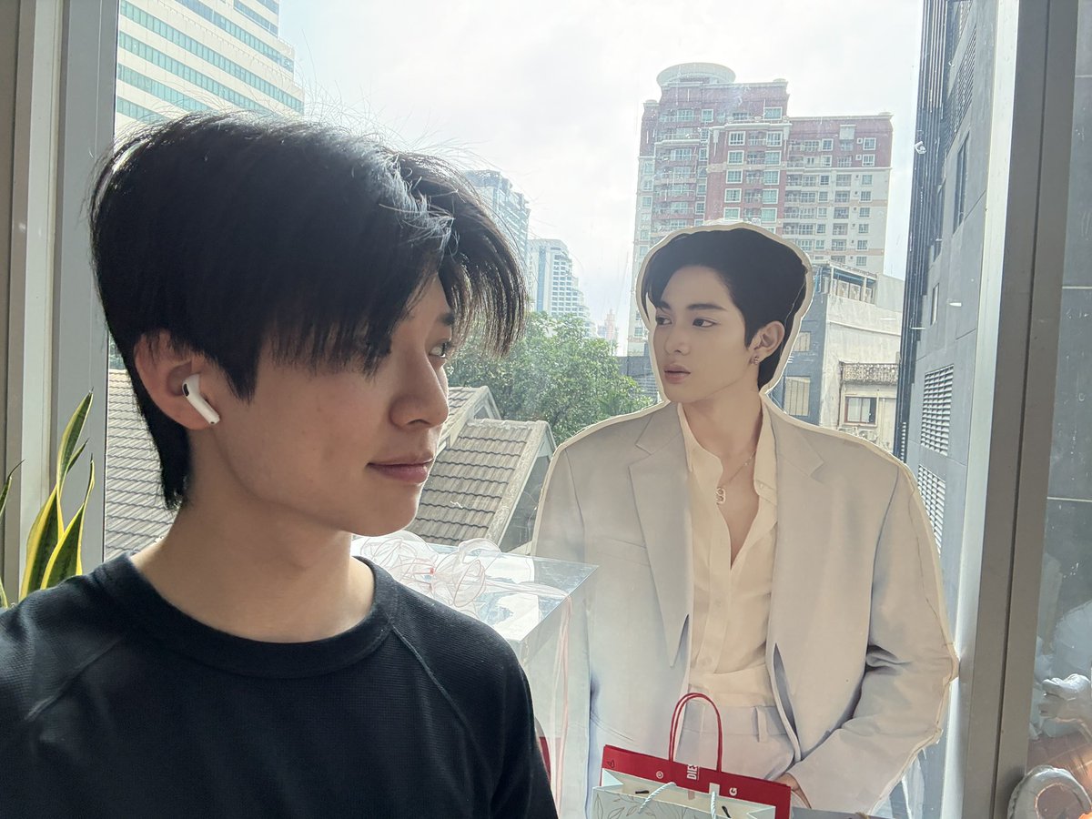 aston_lv's tweet photo. ลืมลงเลย 5555555 https://t.co/u3seY5yIC9