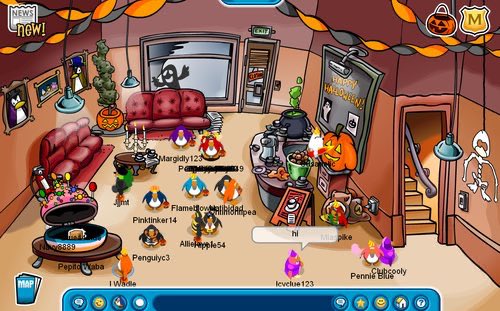 ThatPenguinGame's tweet photo. 19 years ago today, the 2007 Halloween Party started. This was the first Halloween party to introduce several new features, including Candy Scavenger Hunts, the Night of the Living Sled series, and the appearance of the Yellow Puffle in-game. https://t.co/Q7pBV73W0h