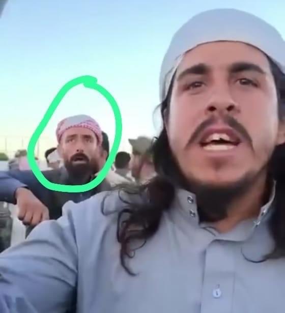 Judy20255's tweet photo. Among those who attacked the displaced Kurds is Rami Yusuf, an ISIS member. 

He is the one who killed the Kurdish female fighter, cut off her braid, and posted a video in which he proudly boasts about it…

#Damascus_Terrorist_Government 

#DefendKurds https://t.co/ZblkC15c0u