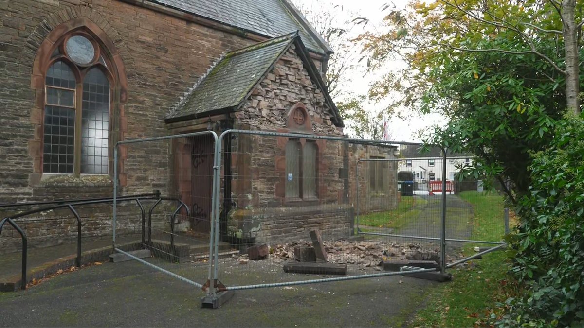 ITVborder's tweet photo. Part of an historic 19th-century church in West Cumbria has crumbled following damage caused by Storm Boelo.

https://t.co/5lbvKKpvKO https://t.co/6ElAT5fiyc