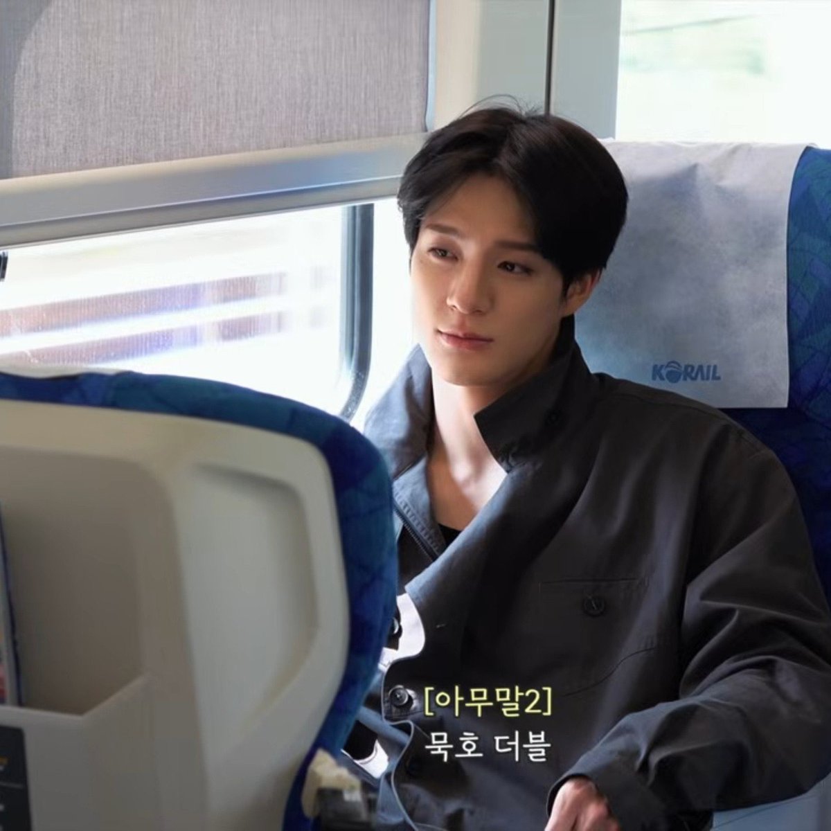 jenjjajaem's tweet photo. puppyboy yearning eyes https://t.co/rAmwZq7TFv