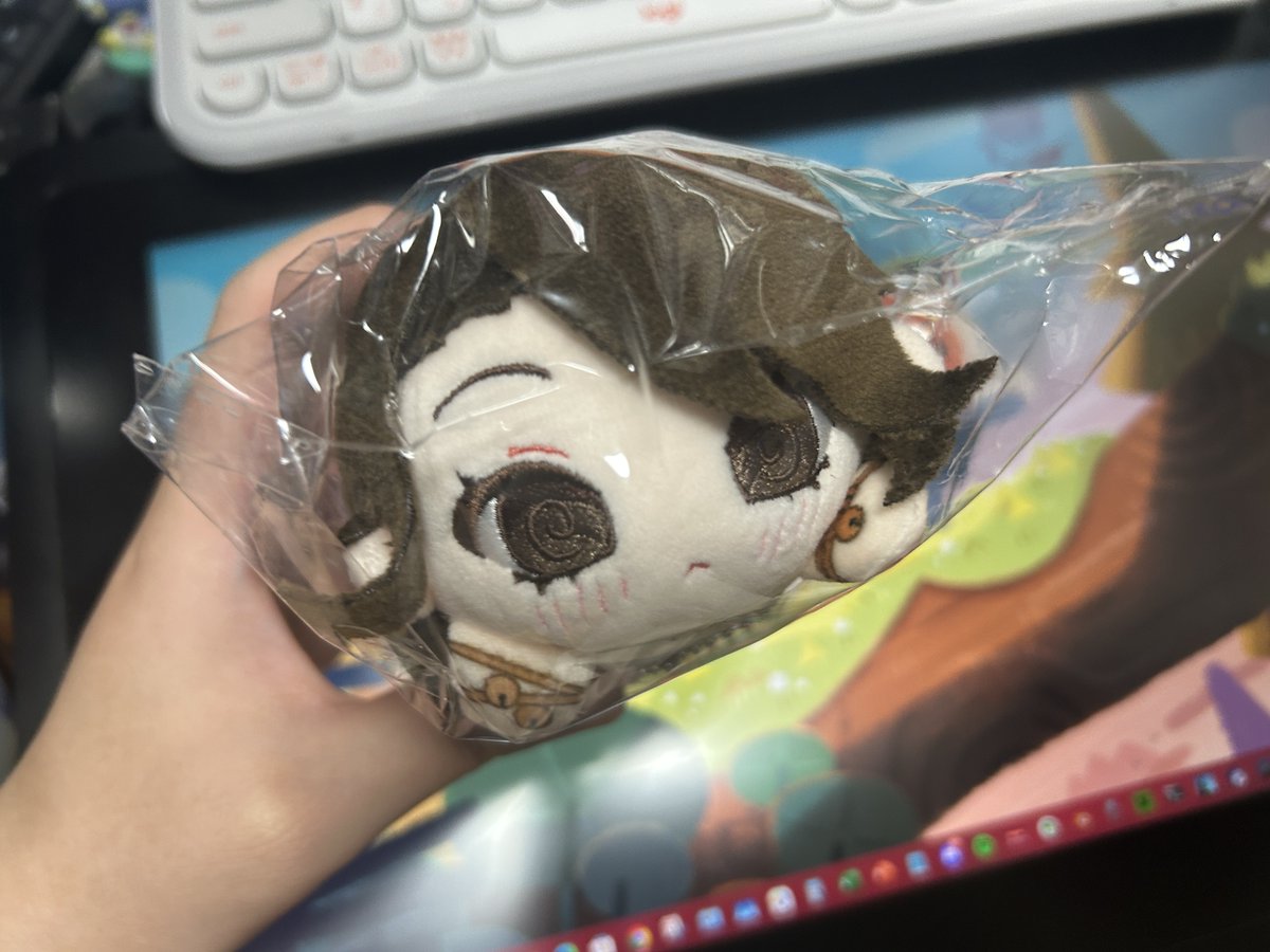 KyomunekoNEMT's tweet photo. 配信をご覧いただきありがとうございました！
これは配信でもご紹介した、頂き物の小師妹ぬい。
かわいいね！
Paras Games様、Obb Studio様、いつもありがとうございます！！ https://t.co/oSUAs9ZVqj