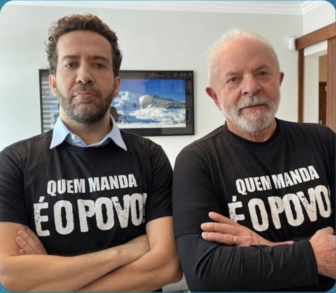 robeuman's tweet photo. Pra cima! 

#10MilhoesDeSoldados10MilhoesDeVotos https://t.co/xu2VmOYUvE
