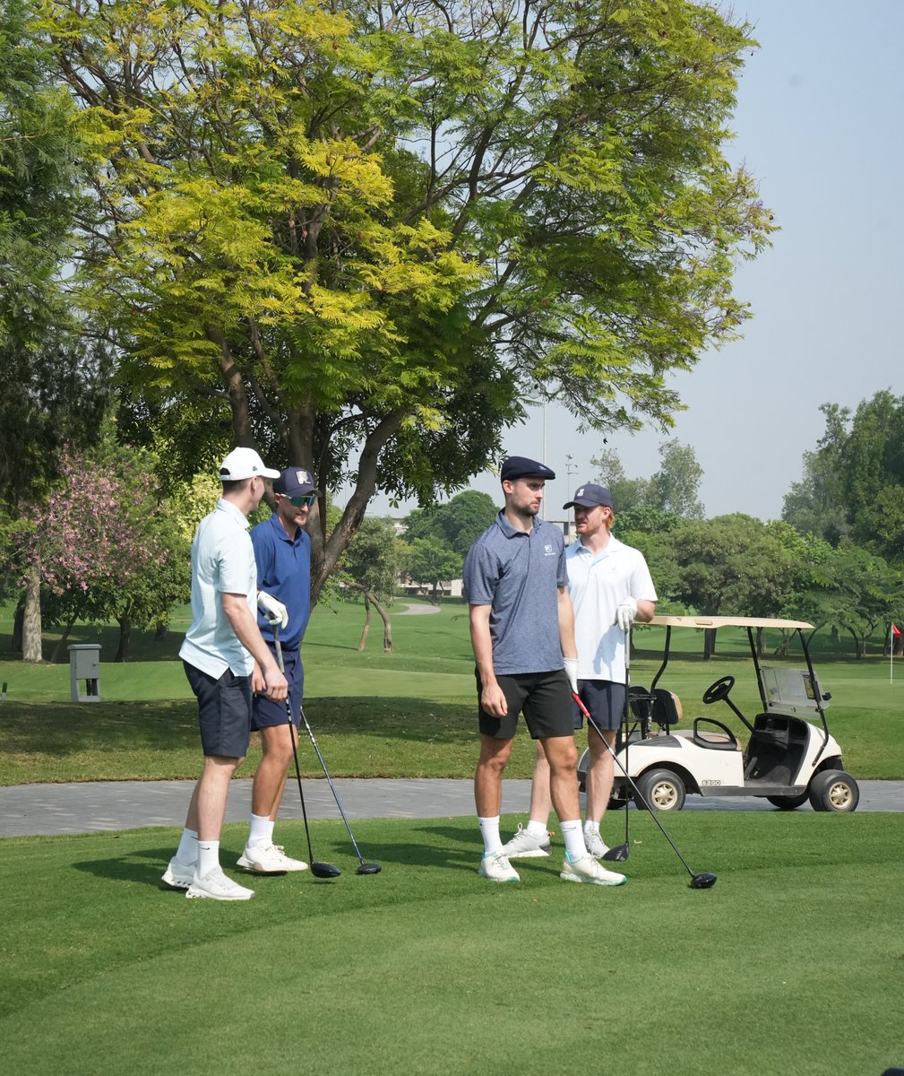 TheRealPCB's tweet photo. A round of golf for the England players and team management in Lahore ⛳

#CricketKaJashan https://t.co/vk0Ia64SCJ