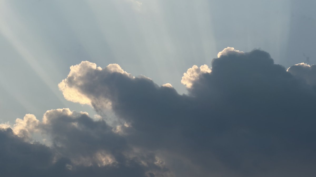 faifainihao's tweet photo. Beautiful clouds！ https://t.co/oiYNdUAu1t