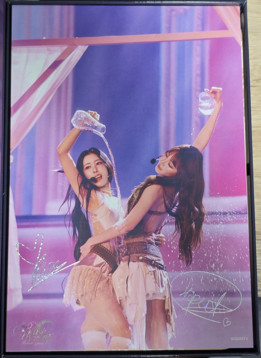 _MagicCharm_'s tweet photo. สวยอ้ะะะะะะ 😣 https://t.co/EaISURVtUG