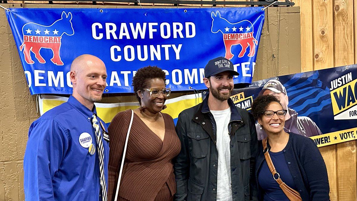 ChrisForPA's tweet photo. From Erie to Crawford, folks across Western PA are fighting hard to help me reelect @JoshShapiroPA and flip the U.S. House. @JustinWagnerPA is putting in the work!

Everybody around here knows what Don’t Give Up the Ship means. We live it everyday, fighting for the country we love! 

DONT GIVE UP THE SHIP 🇺🇸
