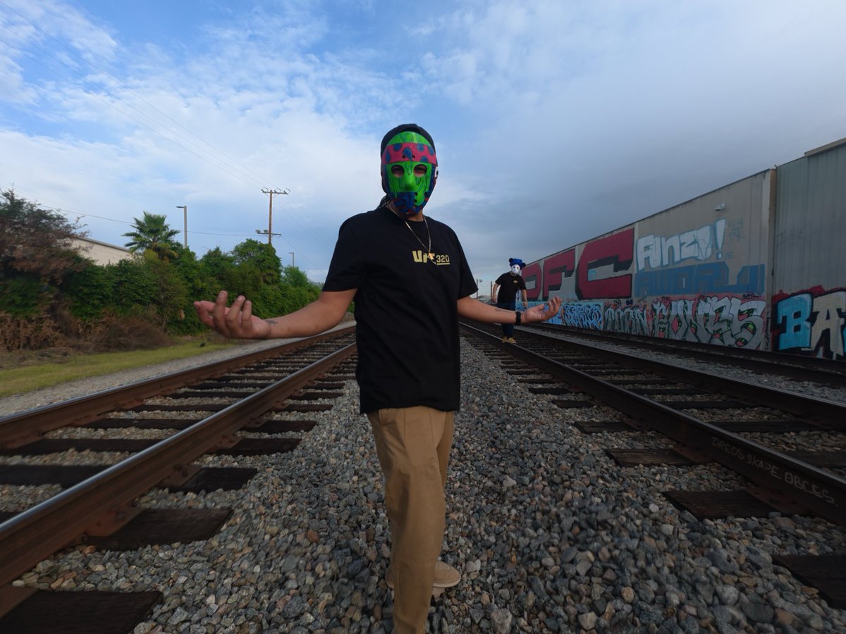VechainROWS's tweet photo. Appreciate everyone that took the time to RUN THE NUMBERS UP ⬆️ 

Had fun recording the track back in 2014-2016 era 
Had even more fun recording the #MusicVisuals last week 😈

Follow me on #YouTube 🔗
https://t.co/gxfCFcjWFh

Follow me on #Insta 🔗
https://t.co/uz3SUfzfIv https://t.co/bCNr2vMC4U