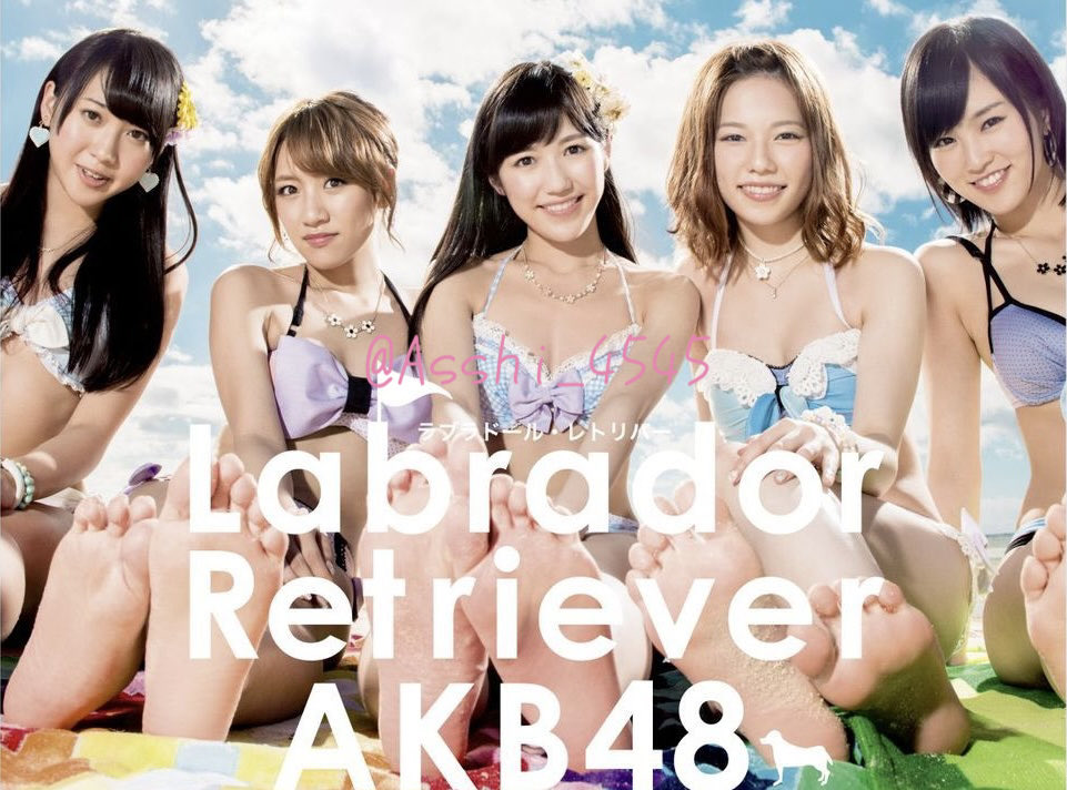 Asshi_4545's tweet photo. これを上回るジャケ写は無いよね💖
水着じゃなくて良いから坂道Gもこれくらいの破壊力のやつ1つは欲しいなぁ🫠 https://t.co/cbM129ZzOJ