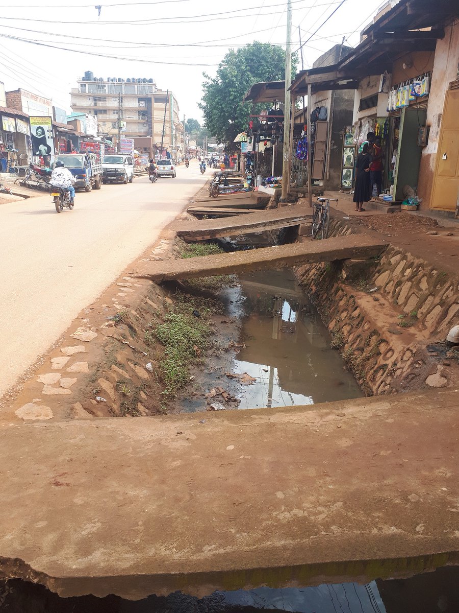 UIDC_UG's tweet photo. with better stoop or entrance stairs, using Uganda stones, sand, ceramics and cement.
Creativity!
See the difference physical planners can create - it is not rocket science! @MoLGUganda @ministry_lands https://t.co/Qlh5Rqo5tH