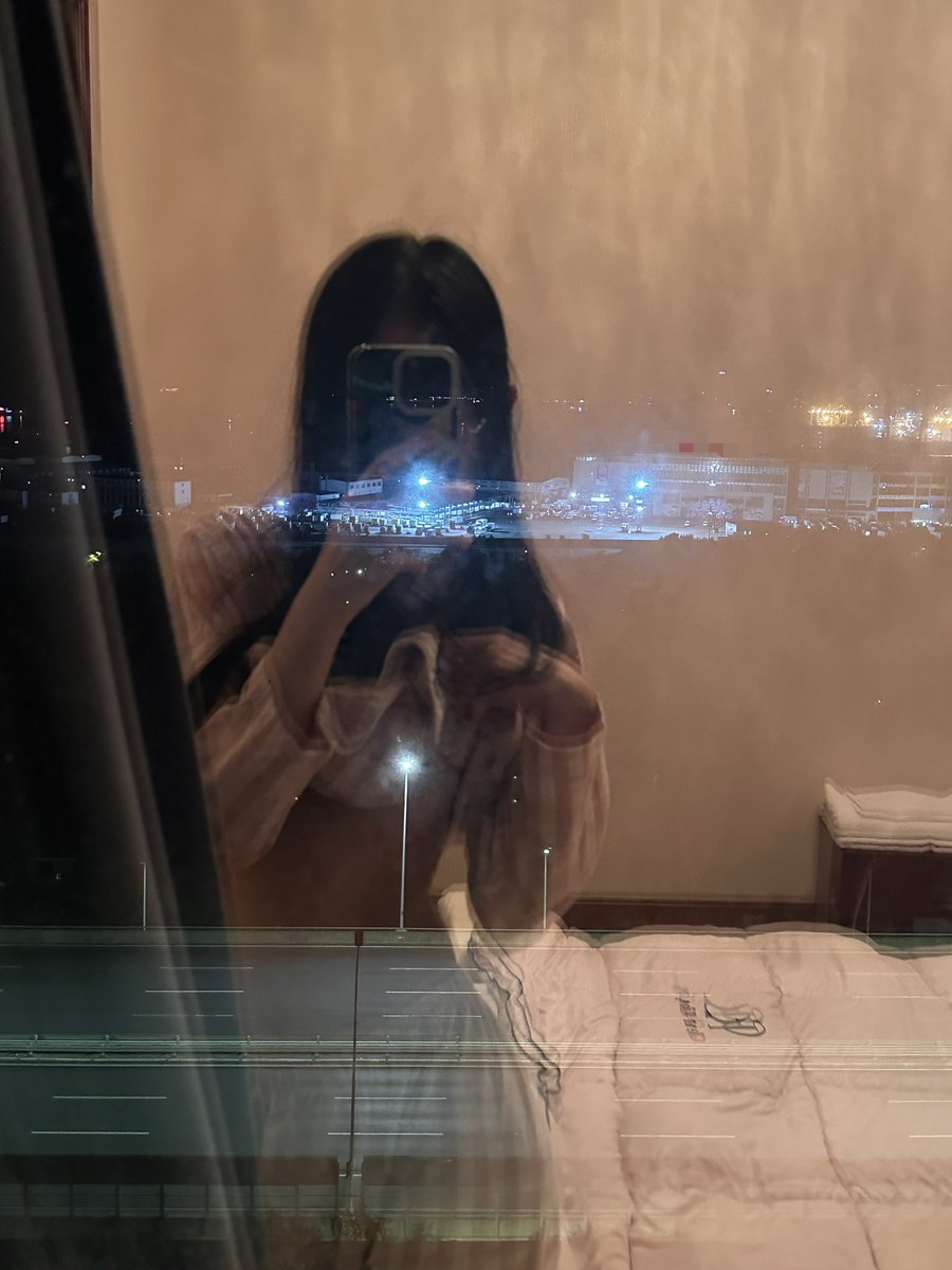 Genius_0114's tweet photo. 每天都在更新的原因是我一直都在发旧照片
#居家 #睡衣 https://t.co/YXuuObq8Wj