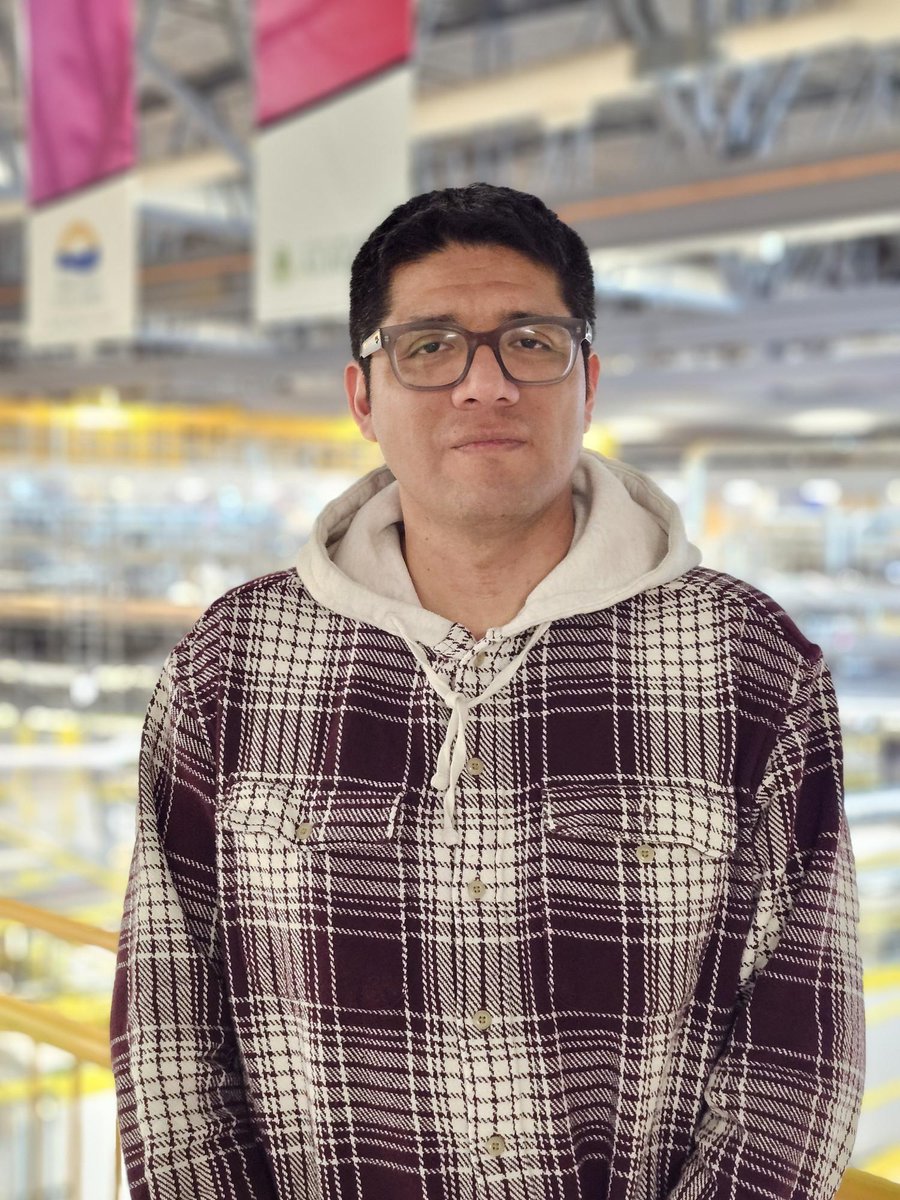 CanLightSource's tweet photo. It’s a passion for science and discovery that motivates Omar Marinos, an associate scientist at our BMIT beamline. It’s why he moved from Peru to Saskatoon in 2018 to pursue his Master’s in mechanical engineering. #PeoplePoweringDiscovery https://t.co/dA62tkvXek https://t.co/JzrJVDoz5y