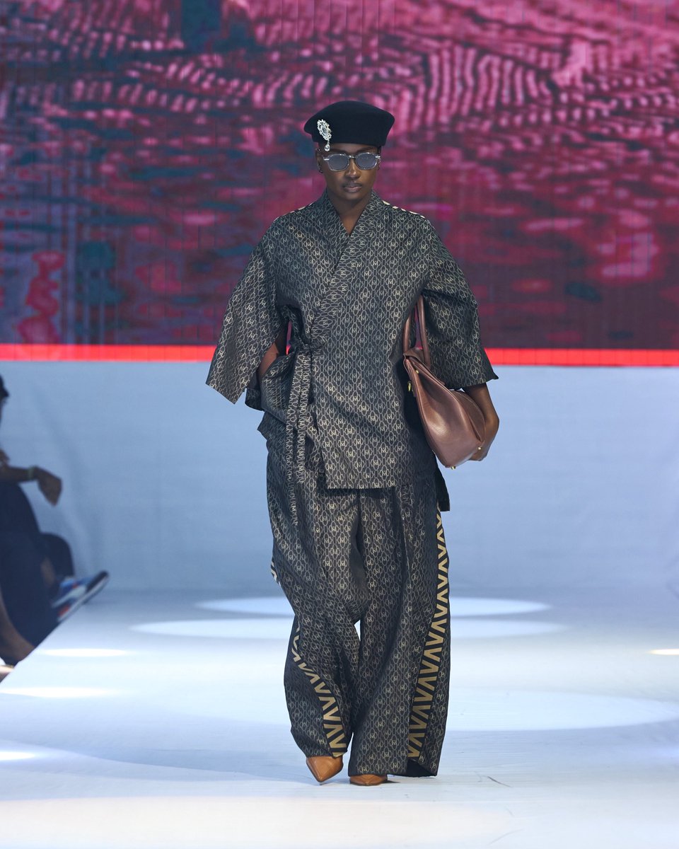 officialsaskay's tweet photo. LFW ‘26 https://t.co/R6qpNOHnTe