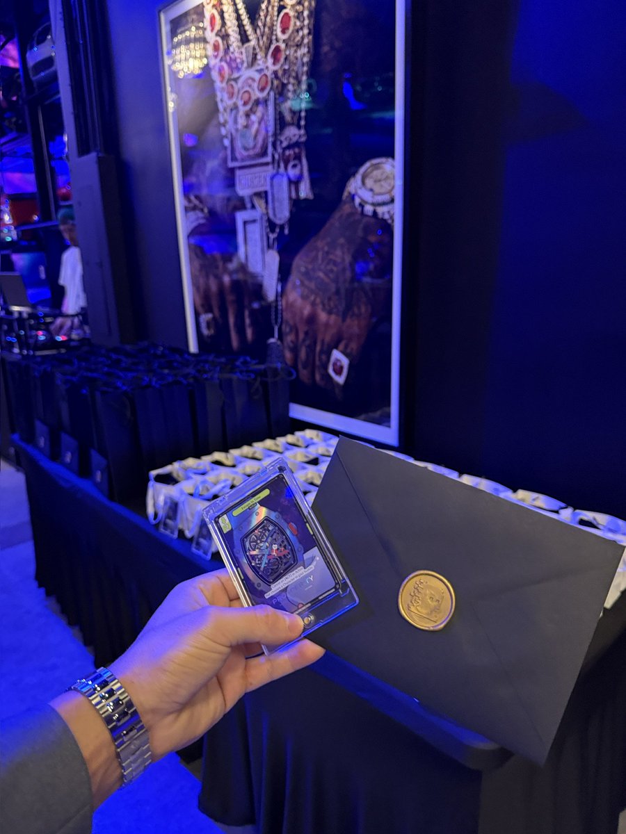 TurntUpDylan's tweet photo. Prosperity Time event last weekend was really well executed. These guys throw down. 

Good to see some NFT projects still supporting premium events. Collected some goodies:

a @pudgypenguins card, a @zksnarks_ wine bottle, and some @zilkroad_ alpha on what’s coming with @nullsxyz https://t.co/hf1sXwsowV
