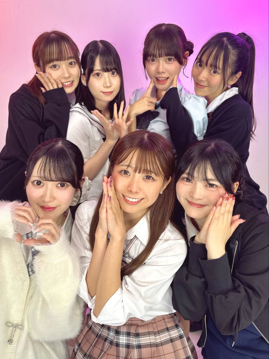reimeirefrain's tweet photo. 本日も配信をご覧いただきありがとうございました🎞⟡.·

10/20から始まった新人王戦全日程が終了いたしました🔥

連日たくさんの熱い応援を本当にありがとうございました💎♡

皆様と一緒に駆け抜けたこの7日間❕
一つひとつの応援が大きな力となりました💬

次回の配信は27日19:00〜です📻
新人王戦を振り返りながらトークをお届けします🎤♡

応援してくださった皆様へ改めて感謝をお伝えする時間にできればと思います💐⟡.·*.