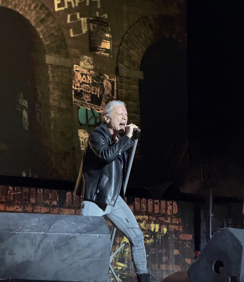 brucedcknson's tweet photo. Scream for me São Paulo!!! 🎤🔥⚡️ What an absolute riot of a night! 🤘🔥 The energy from you lot was off the charts — phones up, horns out, voices roaring every single chorus. 📱🤘👥🏟️
This is what it’s all about. Pure, unfiltered heavy metal madness. 🎸🔥 You made the stage feel like home. Thank you for showing up and giving it everything. 🖤⚡️
Up the Irons forever! 🤘⚔️🔥
#IronMaiden #BruceDickinson #UpTheIrons #RunForYourLives #RunForYourLivesTour #HeavyMetal #Maiden #ScreamForMe #Metal #MetalHeads #Eddie #IronMaidenLive #SãoPaulo #NubankParque