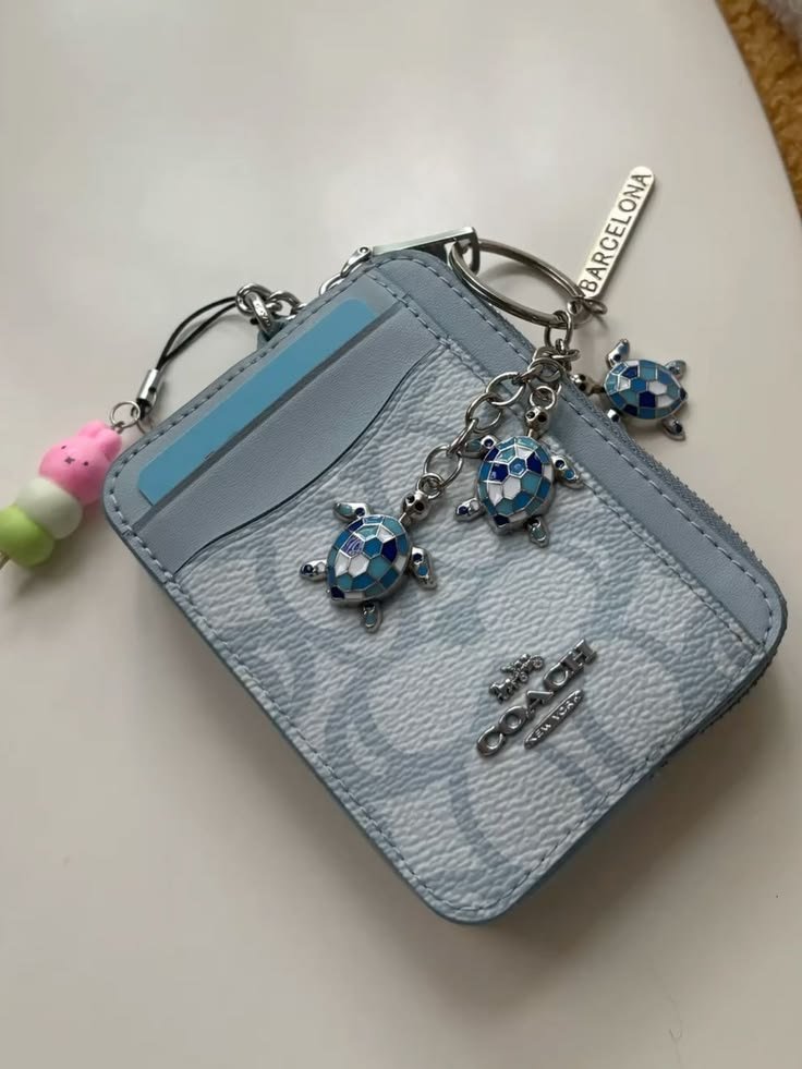 sevenvamps1009's tweet photo. TAG GAME !! ^~^
.
Choose a wallet !!
.
THIS.  OR. THAT ?
.
reply + tags !!
BELIFT TAKE IMMEDIATE ACTION
#SevEN_Cannot_Be_Divided
#Boycott_HYBE_Protect_ENHYPEN https://t.co/byJrFarTm4