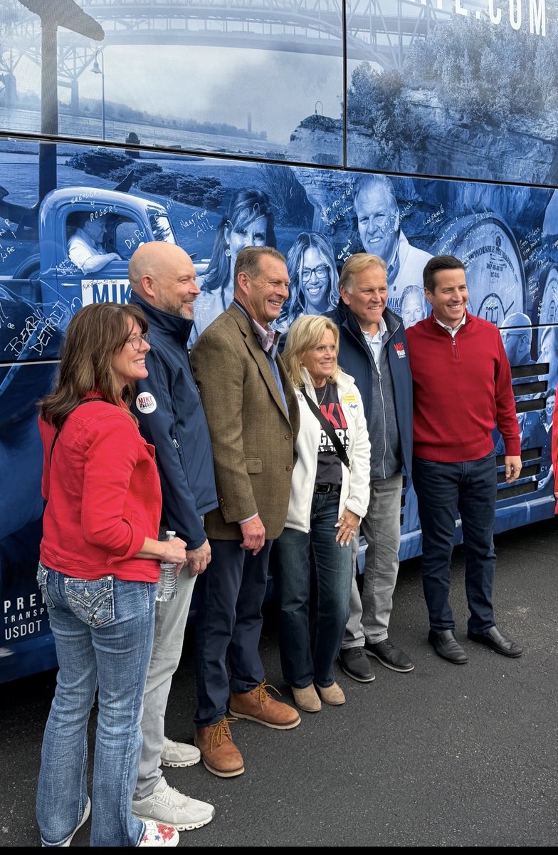 DougLloyd4ag's tweet photo. Great to speak to this fired-up crowd in Midland! Everywhere we go across the state, people are excited to elect common sense over crazy with leaders like @MikeRogersForMI , @TunneyforSenate, and myself!

@RogerWHauck @SchuetteOnDuty @BreeMoeggenberg @RepTimmyB @jaydeboyer1 https://t.co/JD9WWIZ14f