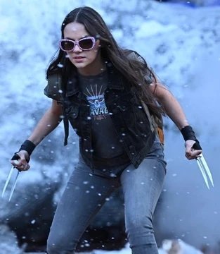 CultureBuzzHQ's tweet photo. 🚨 Dafne Keen will reportedly return as X-23 in Avengers: Doomsday in a cameo appearance 

Via: @JamesMackwl

Logan's daughter showing up
right when Hugh Jackman is back as Wolverine.

Even a cameo in a film this stacked
is the perfect setup for a bigger X-23 role 💀

#AvengersDoomsday #Leaks #Marvel