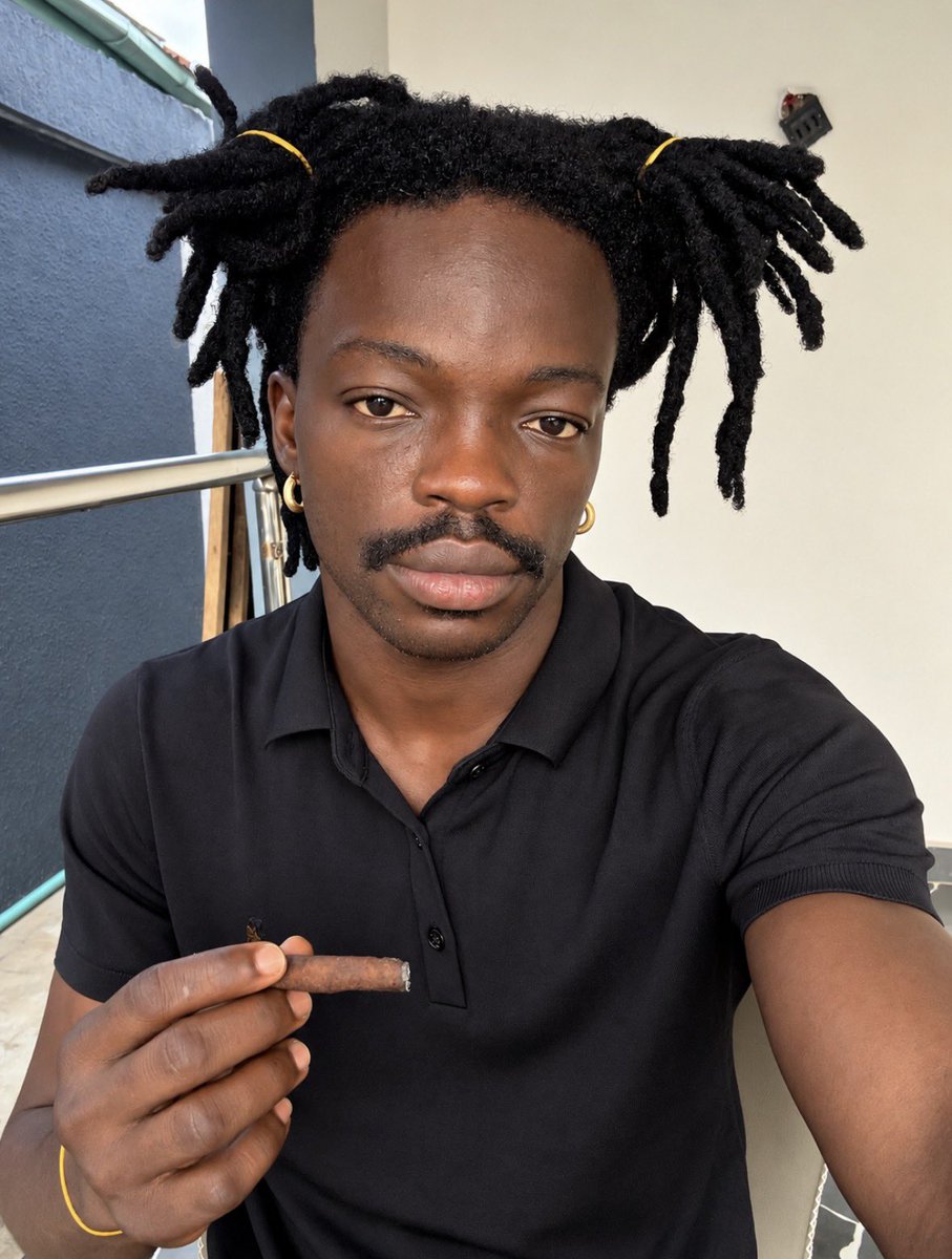 UrglyGramm's tweet photo. Filter dey lie dawg 💔 https://t.co/so4zgZJnLa