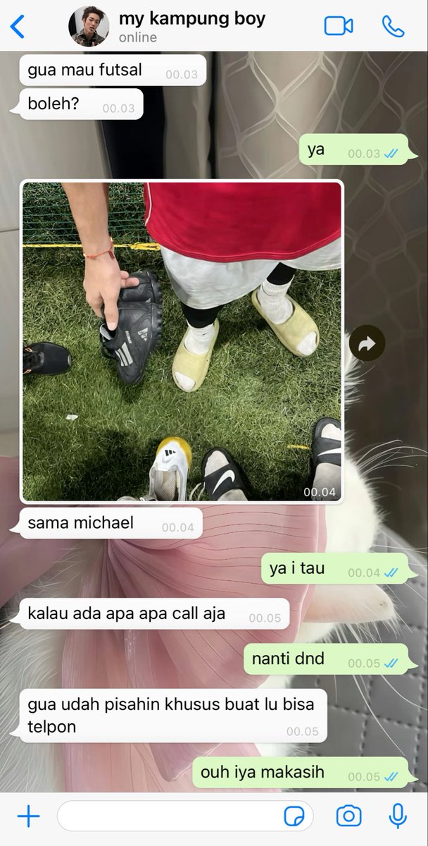 soundersh's tweet photo. #Keonhyeon one tweet au

: daily chat kevan ezra kalau lagi marahan kecil https://t.co/8l50TwNIGK