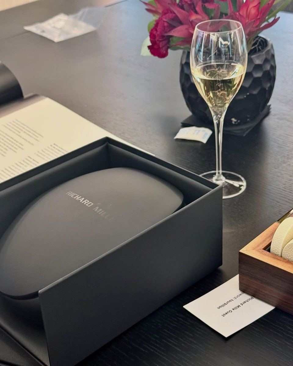 DukeofCrude's tweet photo. Some days are just worth treating yourself a little. 🥂 https://t.co/ARgjF8vlSu
