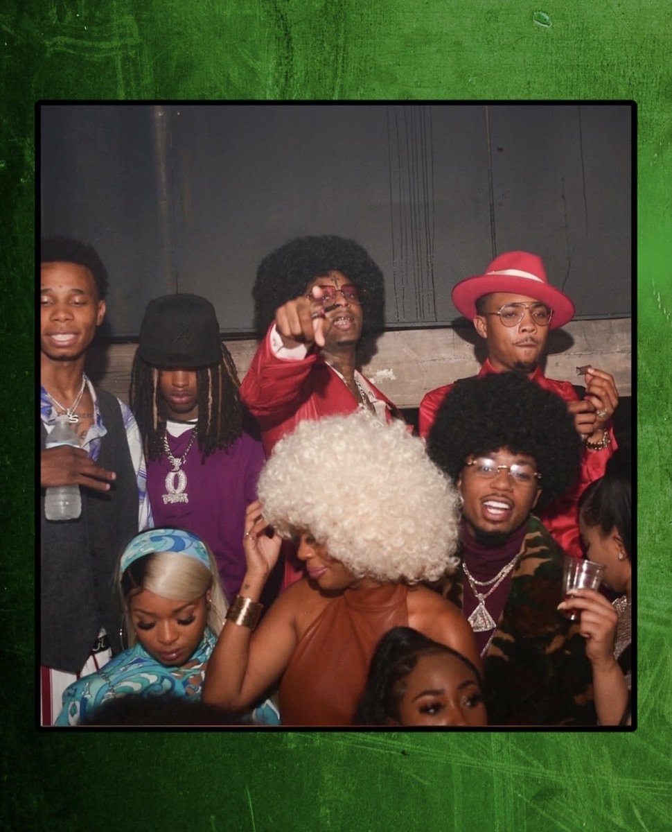 KennethMario7's tweet photo. King Von Halloween costume was himself 🐐 😭😭😭

Lmao 🤣 https://t.co/I4XOtzVXUI
