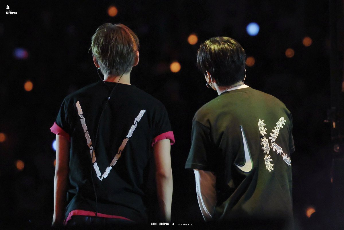 Vantaegenre's tweet photo. TAEKOOK FOREVER ✨️

Repeat after me 🥹✋️ https://t.co/MnzO3HSXH9