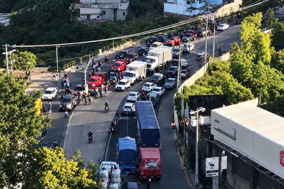 Habilitan carriles en ambos sentidos tras múltiple colisión en ruta al Atlántico
