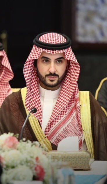 M_Strik_force's tweet photo. جدية هادئة
ثقة لا تحتاج إلى استعراض.
حضور حازم يليق بموقف رسمي
 في مكانٍ حساس. https://t.co/wknq7UUs7b