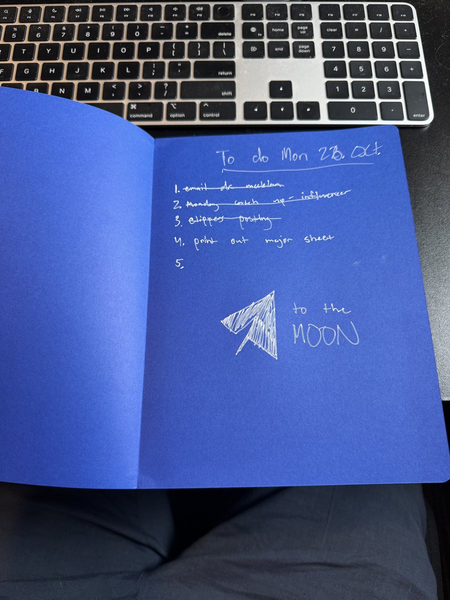 squilly's tweet photo. Finally fell for the notebook meta ad 

Ngl this is fire tho https://t.co/YUw9bHstF8